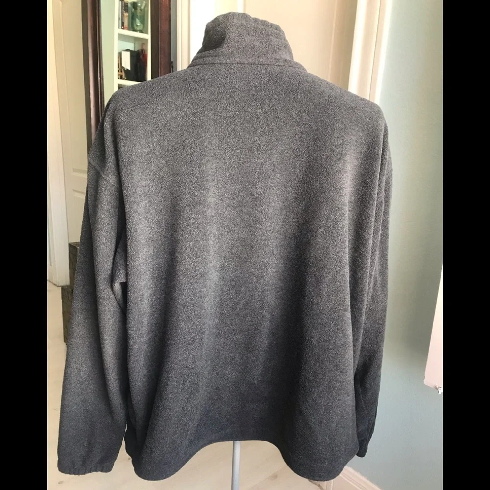 Columbia men’s zippered